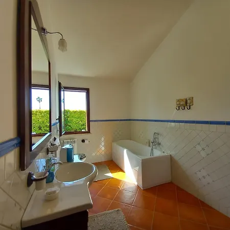 بيت للعطل A Due Passi Dal Mare 1 مارسالا
